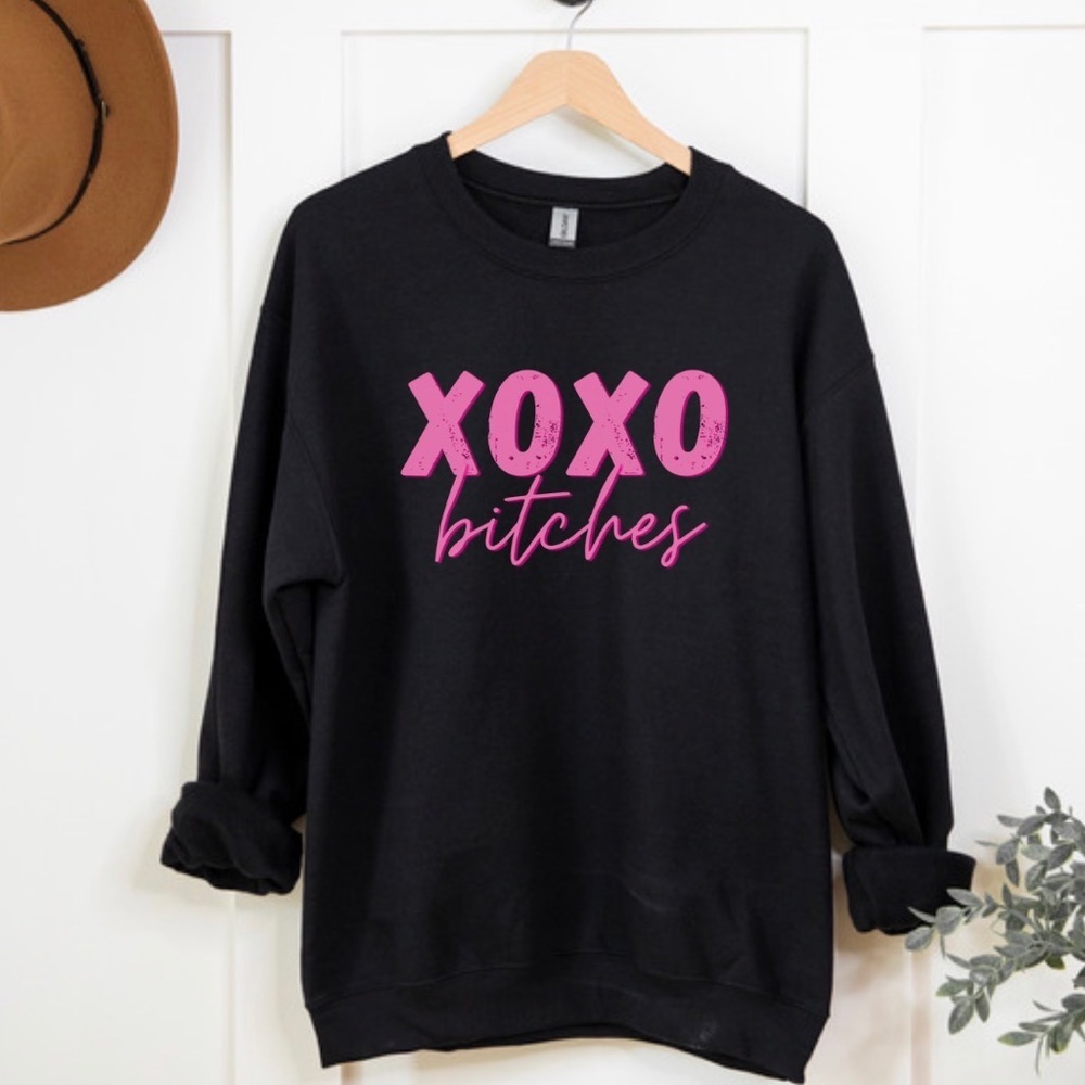XOXO Bitches Graphic Sweatshirt Long Crew Neck Funny Valentines